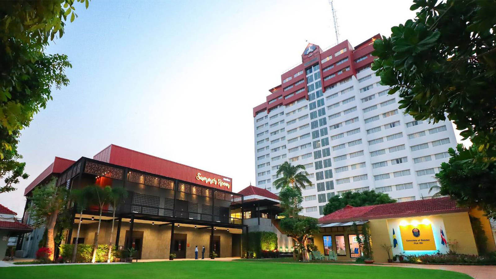 hua hin grand hotel and plaza