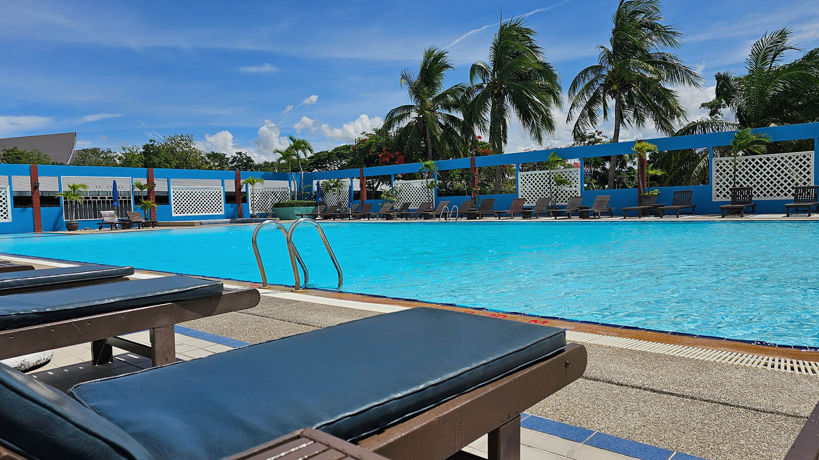 hua hin grand hotel and plaza